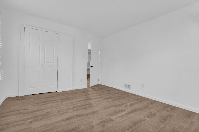 Building Photo - 2466 Highland St