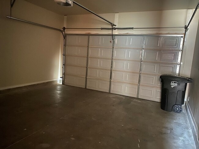 Building Photo - 7228 Barksdale Ln
