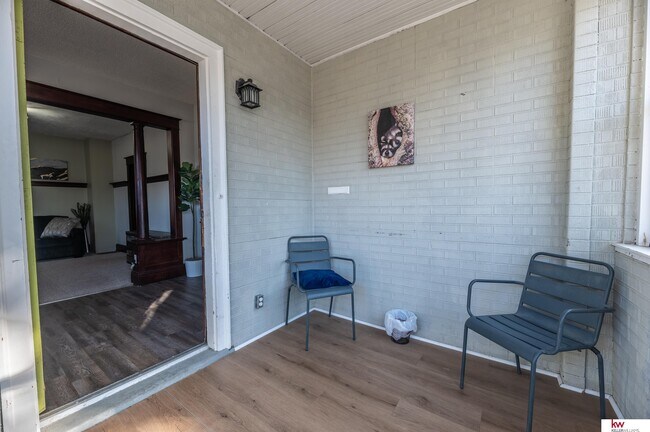 Building Photo - 3736 Decatur St