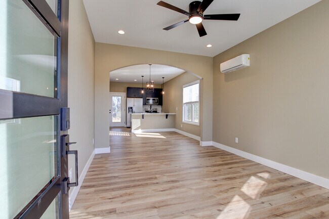 Building Photo - 102 Rosenwald St