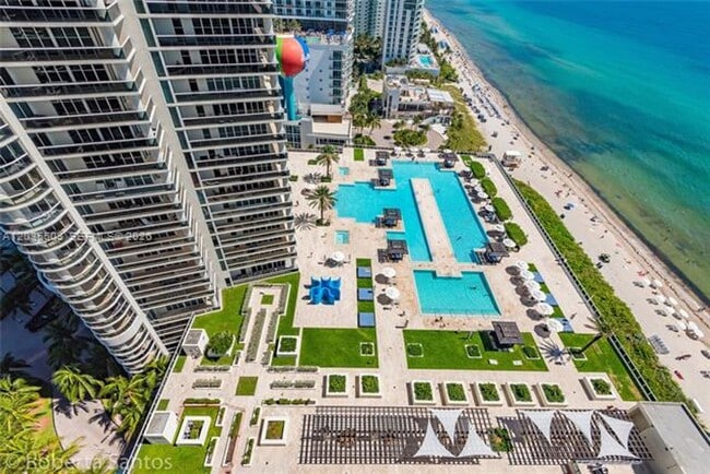 Building Photo - 1830 S Ocean Dr