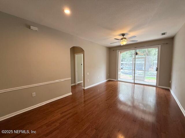 Building Photo - 7990 Baymeadows Rd