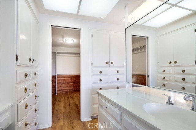 Building Photo - 1731 La Loma Dr