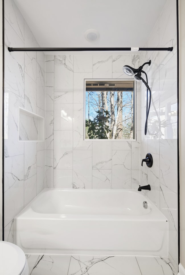 Building Photo - Renovated 3-Bedroom Ranch Home in Sanford