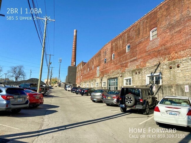 Building Photo - 585 S Upper St