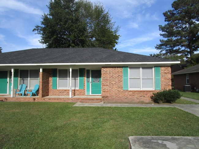 Primary Photo - 1025 Jessamine Trail