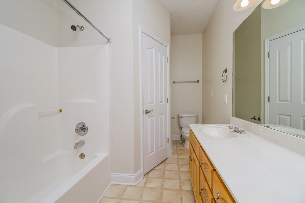 Building Photo - 3011 Overhill Ct