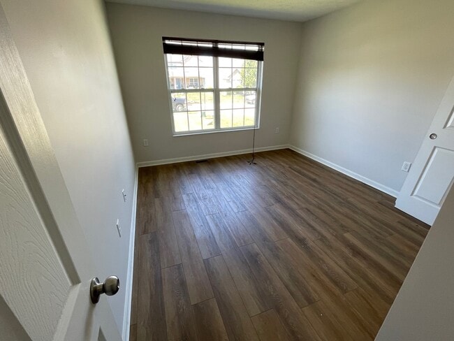 Building Photo - 5022 Dayflower Dr
