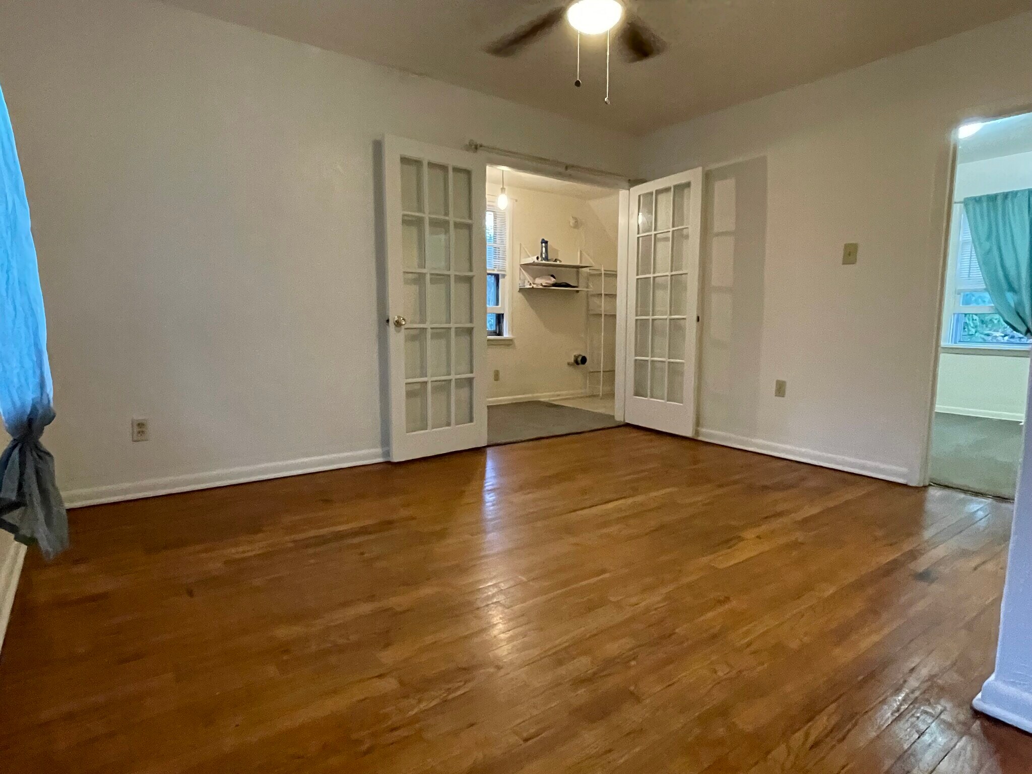 Building Photo - 706 S 25th St