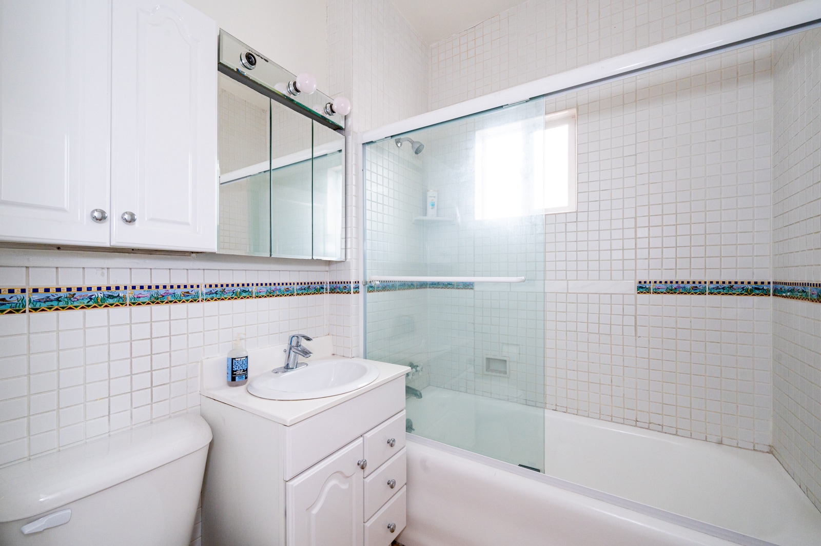 Building Photo - 149 Joost Ave