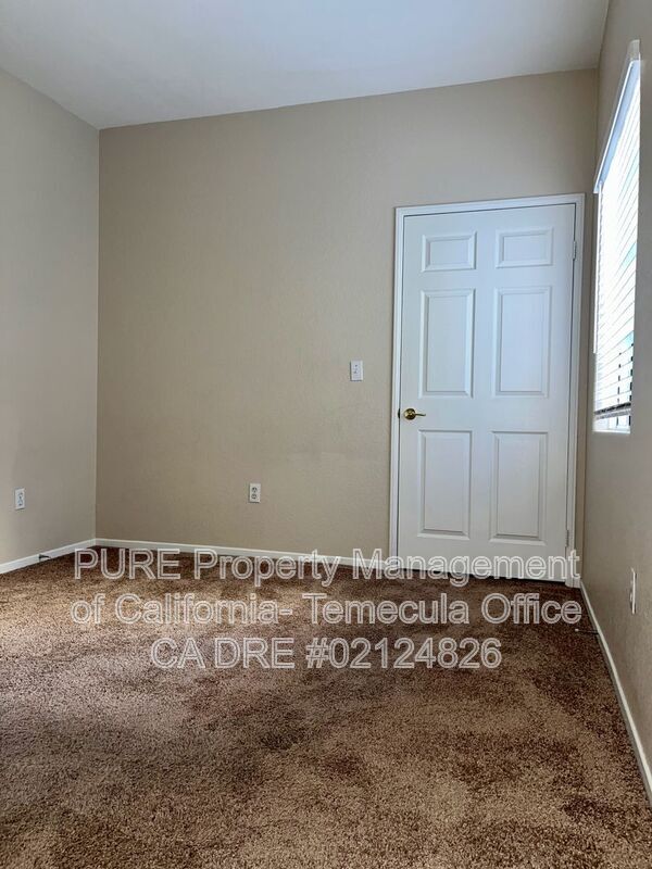 Building Photo - 24909 Madison Ave