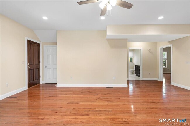Building Photo - 109 Olive St