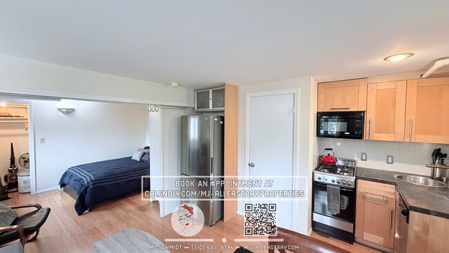 Building Photo - Fully furnished studio condo in Berkeley next to Campus, includes all utilities $1800