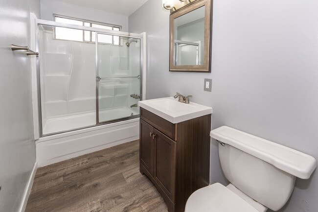 Interior Photo - 1601-1603 Cedar Avenue