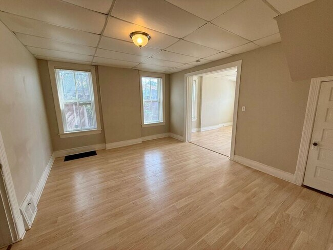 Building Photo - 2826 Nebraska Ave