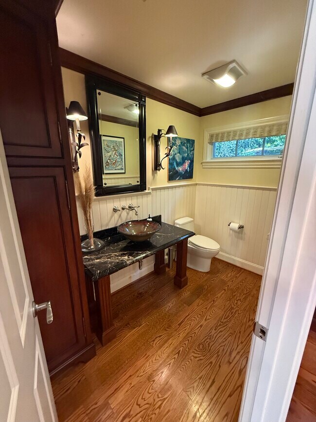 Building Photo - 25567 Willow Pond Ln