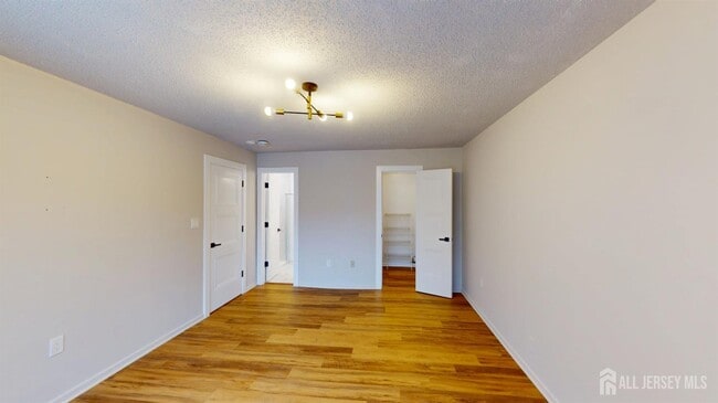 Building Photo - 29 Chatham Square