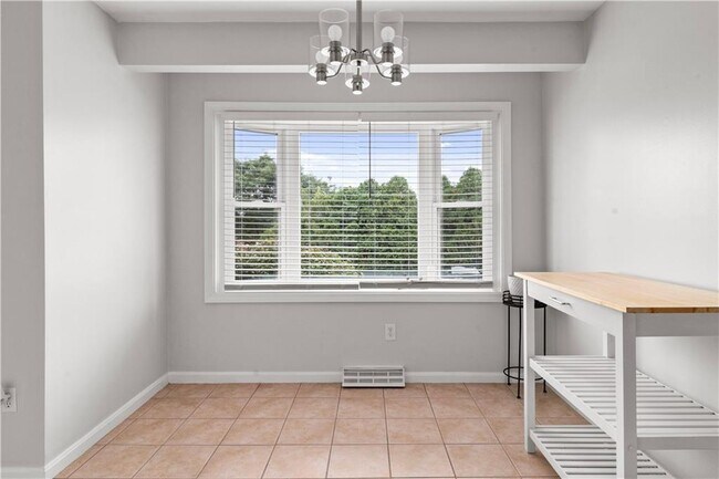Building Photo - 200 Heroux Blvd