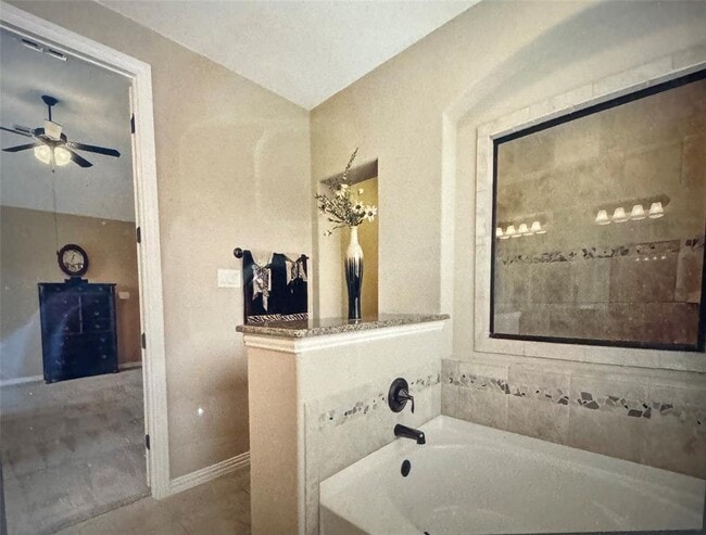 Building Photo - 2414 Sweetwater Ln
