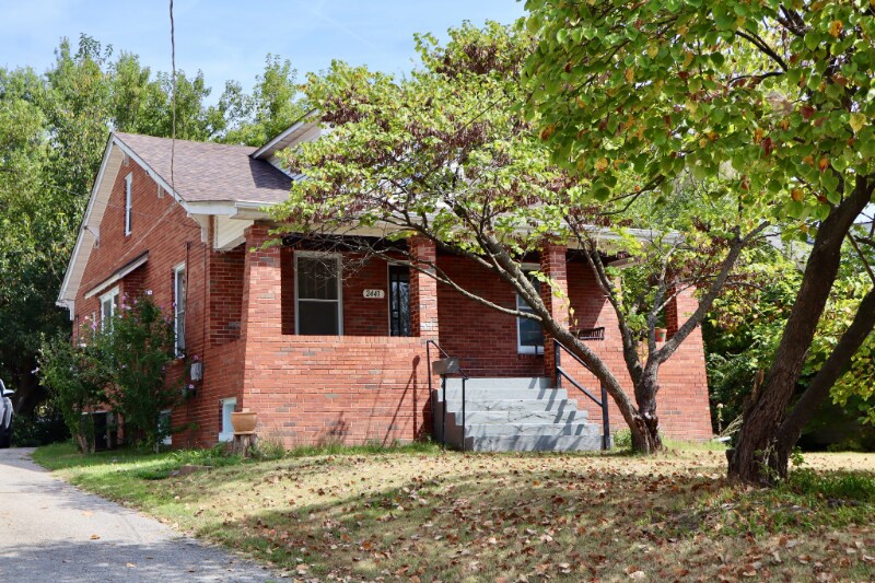 Building Photo - 2441 Hord Ave