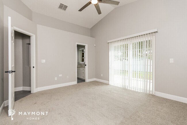 Building Photo - 1318 Oak Grove Ct