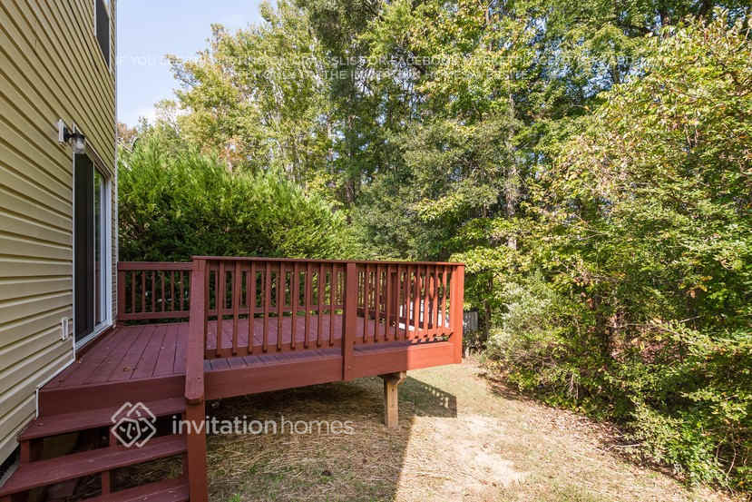 Building Photo - 11120 Northwoods Forest Dr