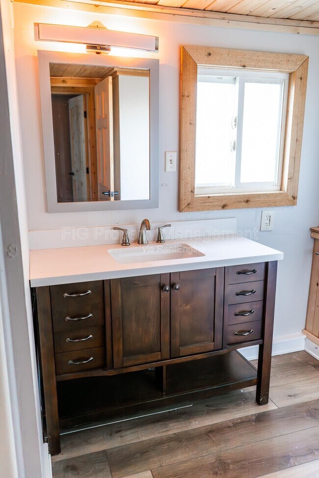 Building Photo - 1732 Dry Gap Pike