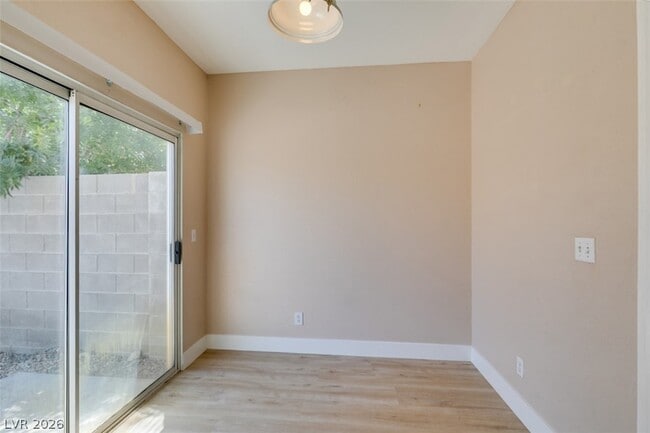 Building Photo - 1401 Sycamore Spring Ct