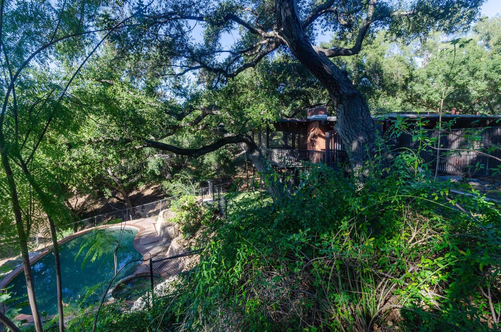 Building Photo - 9801 Shadow Island Dr