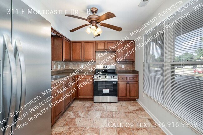 Building Photo - 311 E Montcastle Dr