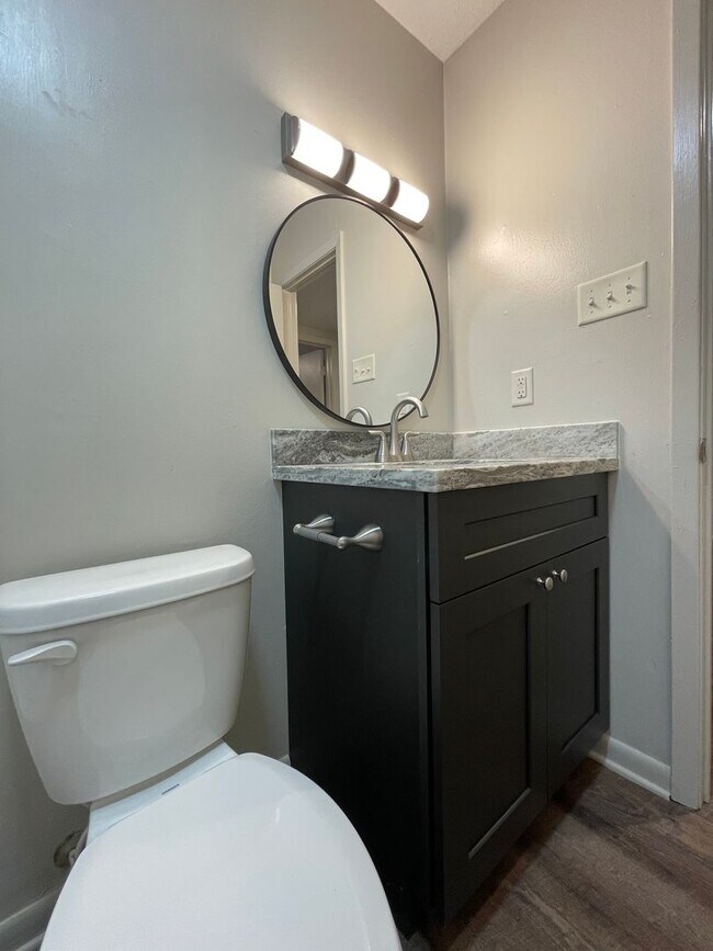 Building Photo - 113 Cantal Dr
