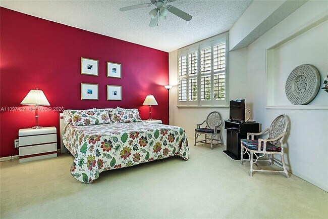 Building Photo - 905 Mainsail Cir