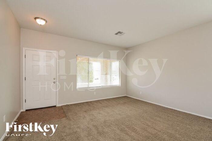 Building Photo - 11614 W Harrison St