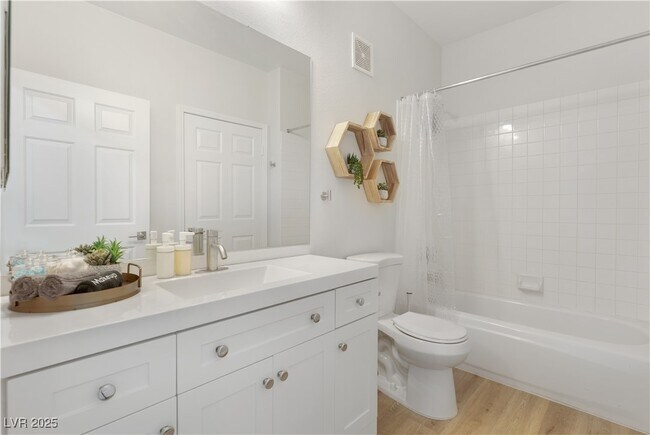 Building Photo - 8501 W University Ave