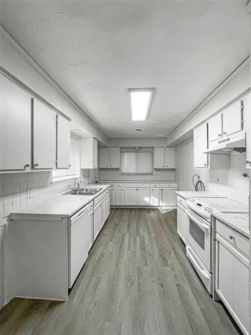 Building Photo - 2620 Crest Ridge Dr