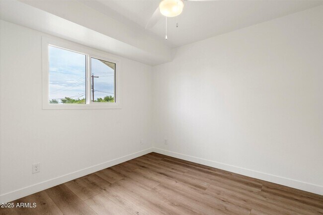 Building Photo - 8447 E Montebello Ave