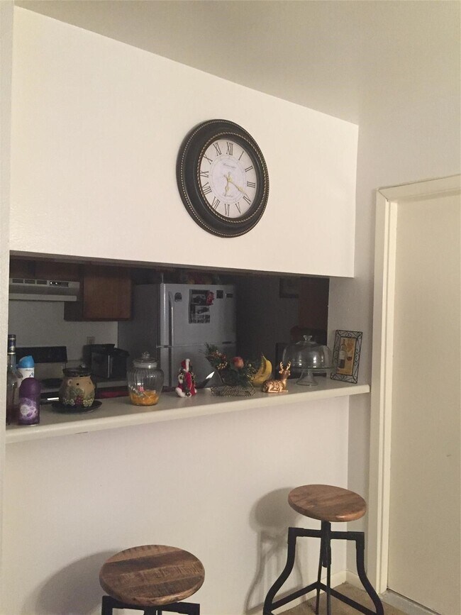 Building Photo - 8527 Hearth Dr