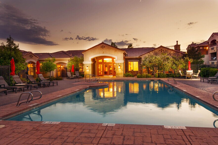 Broadstone Towne Center 1801 Gibson Blvd SE Albuquerque NM 87106