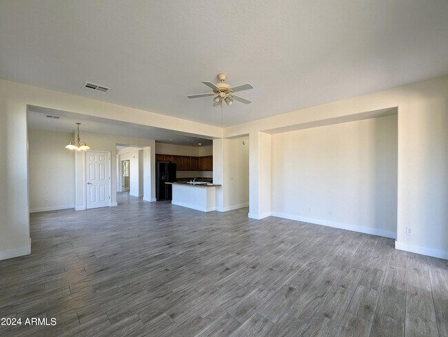 Building Photo - 15432 W Tasha Cir
