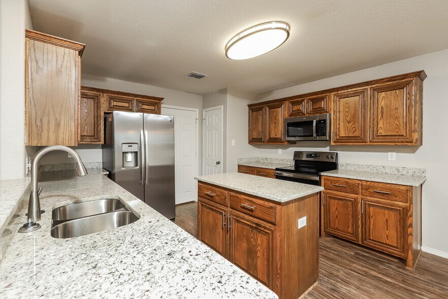 Building Photo - 7406 Horizon Point