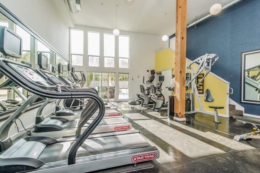 Building Photo - 4215 Glencoe Ave