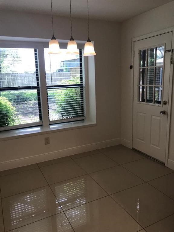 Building Photo - 11301 Jollyville Rd