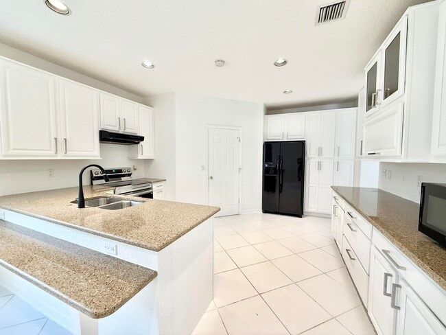 Building Photo - 12310 Riverfalls Ct