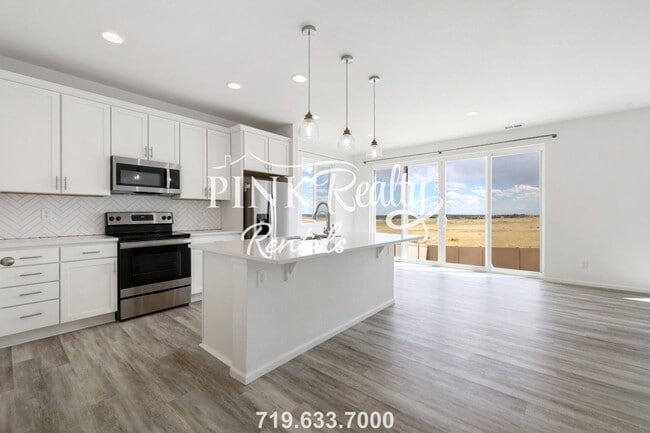 Building Photo - 8033 Buffalo Horn Dr