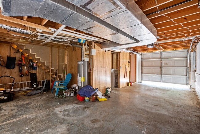 Building Photo - 214 Cumberland Cove Dr