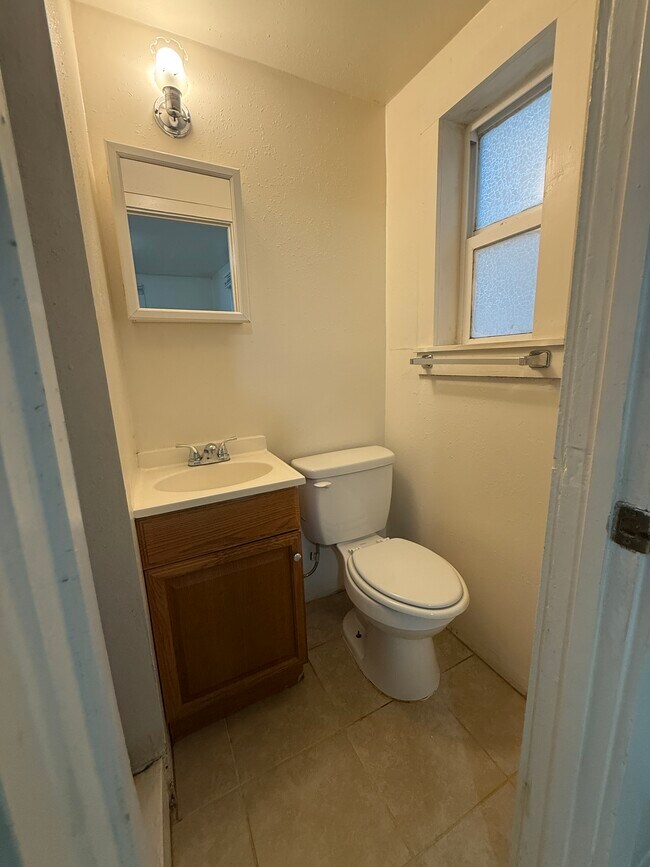 Building Photo - 1011 4th St N