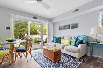 Building Photo - 12301 Jamaica Ave