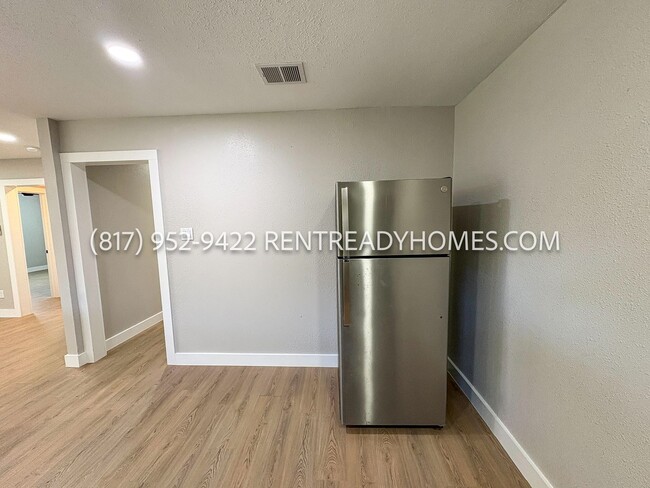 Building Photo - 3630 Agnes St