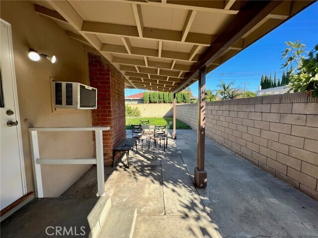 Building Photo - 11862 Steele Dr