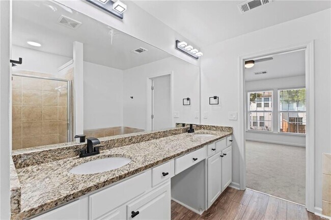 Building Photo - 13444 Marrywood Ct